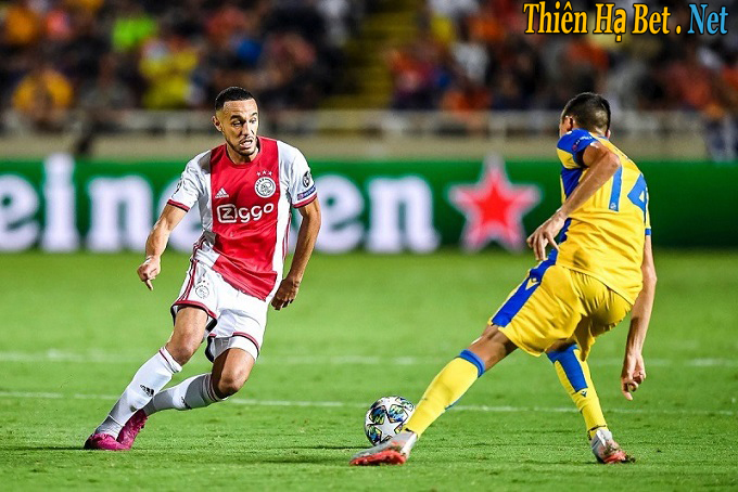 Ajax vs APOEL Nicosia